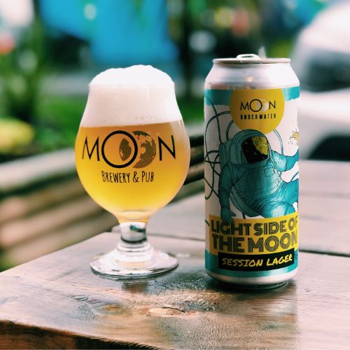 Moon Under Water Brewery - Light Side of The Moon Session Lager