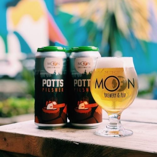 Moon Under Water Brewery - Potts Pilsner